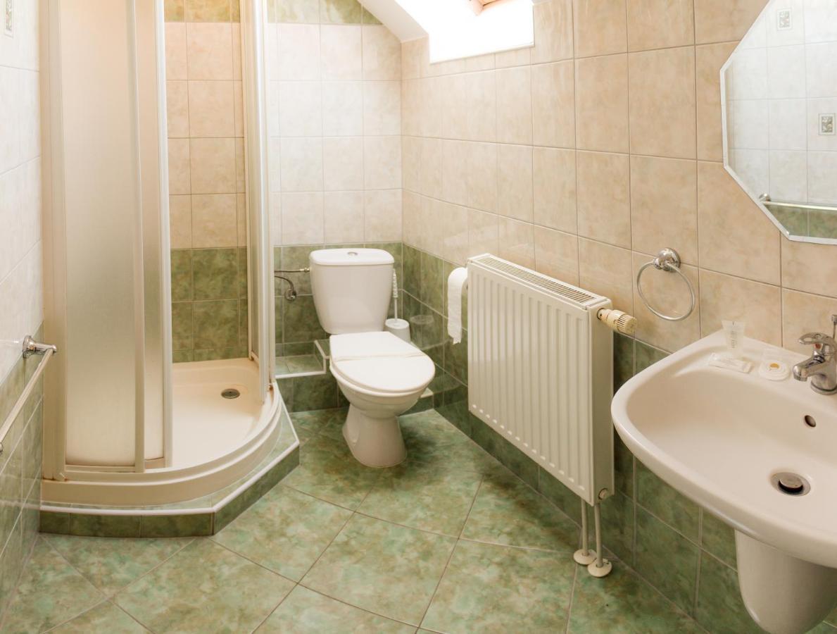 Dehtare  Motel Velky Rybnik מראה חיצוני תמונה